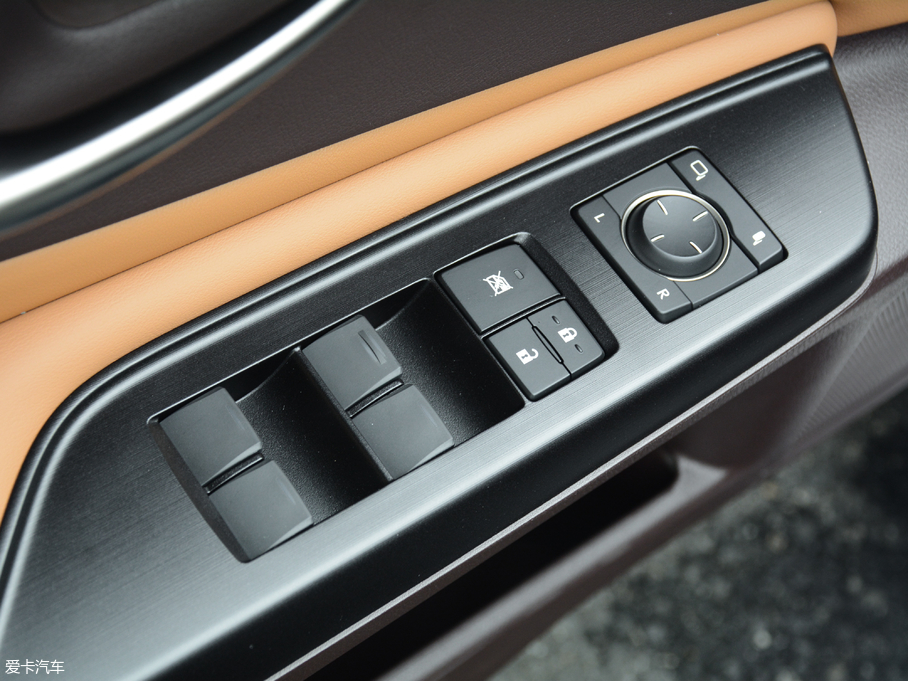 2018׿_˹ES 200 ׿Խ V