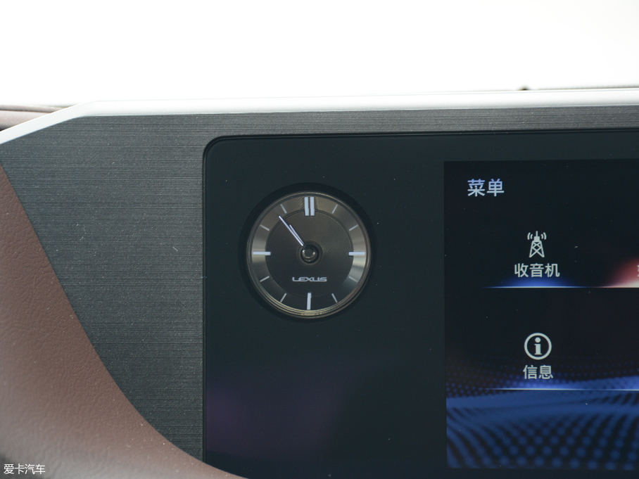 2018׿_˹ES 200 ׿Խ V