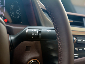 2018200 ׿Խ V п؅^