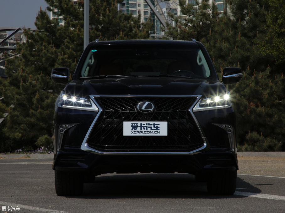 2019׿_˹LX 570 p؄e