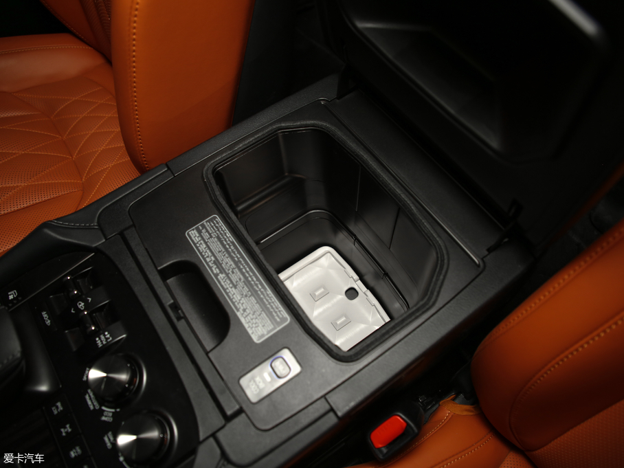 2019׿_˹LX 570 p؄e