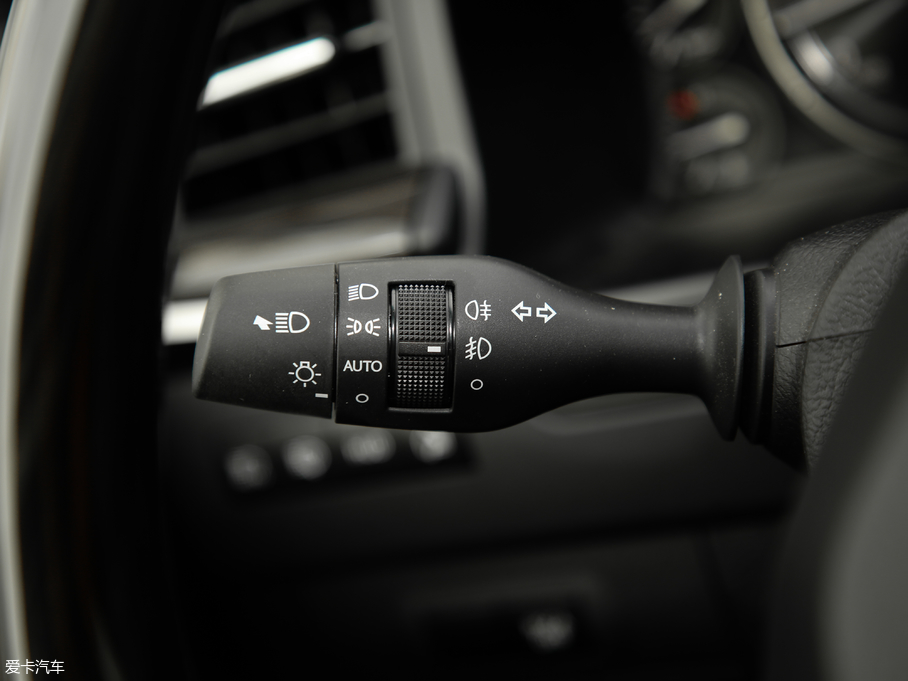 2019׿_˹LX 570 p؄e