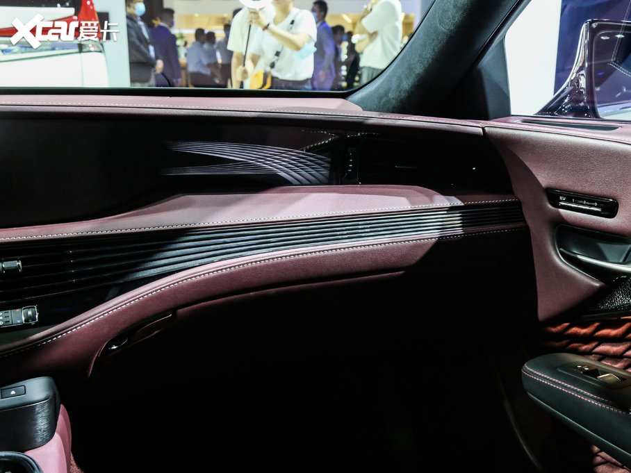 2020׿_˹LS 500h  VI