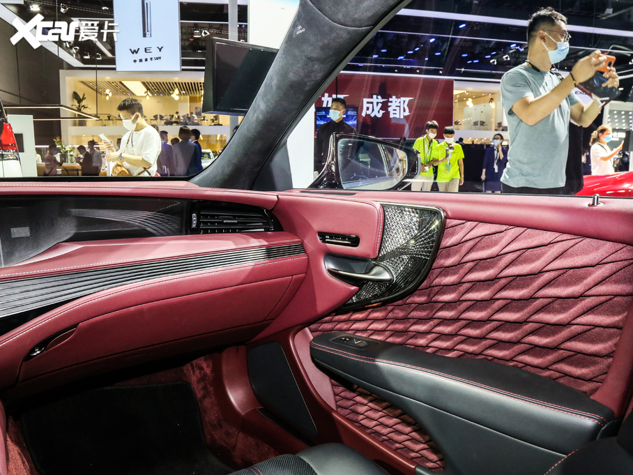 2020׿_˹LS 500h  VI