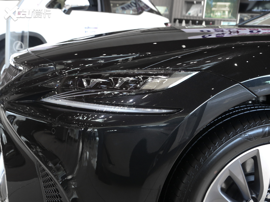 2020׿_˹LS 500h ׿Խ VI