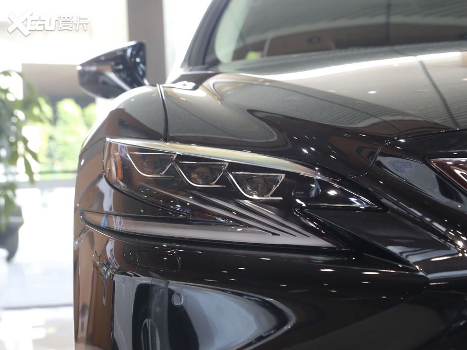 2020׿_˹LS 500h ׿Խ VI