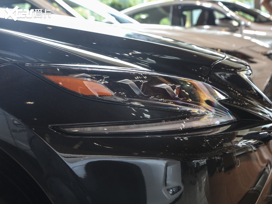 2020׿_˹LS 500h ׿Խ VI