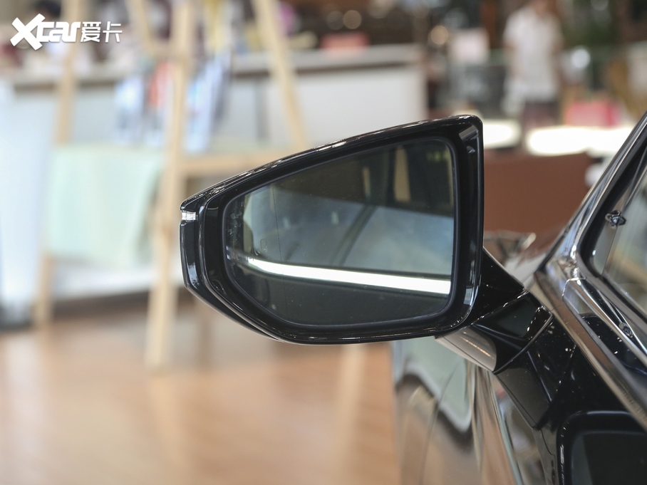 2020׿_˹LS 500h ׿Խ VI