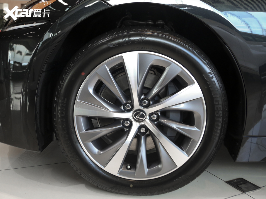 2020׿_˹LS 500h ׿Խ VI