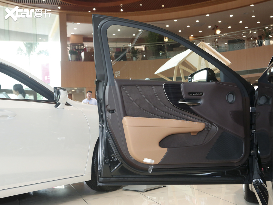 2020׿_˹LS 500h ׿Խ VI