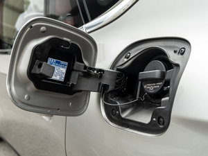 2020500h F SPORT VI w