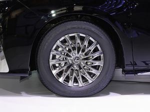 2020��300h ���������� �������^