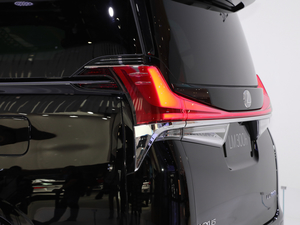 2020��300h ���������� �������^