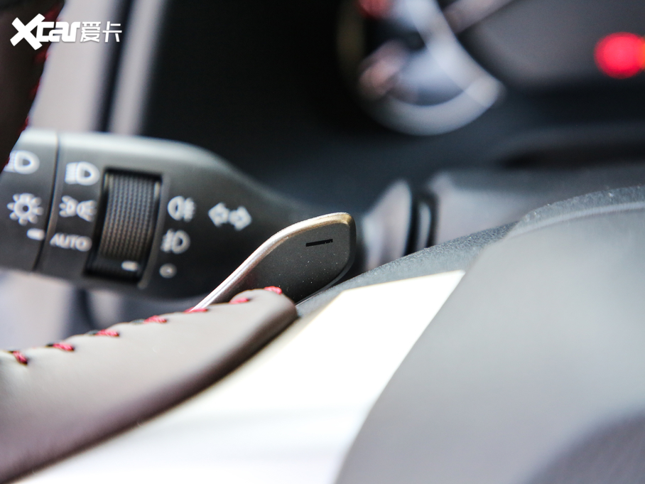 2020׿_˹RX 300 Ű VI