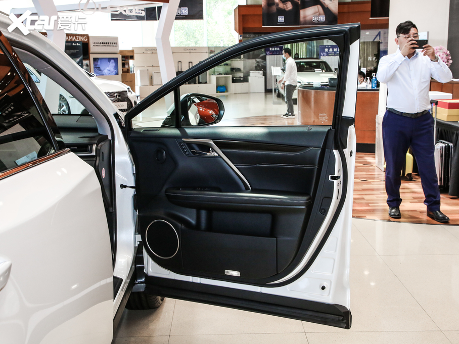 2020׿_˹RX 450hL A 6 V