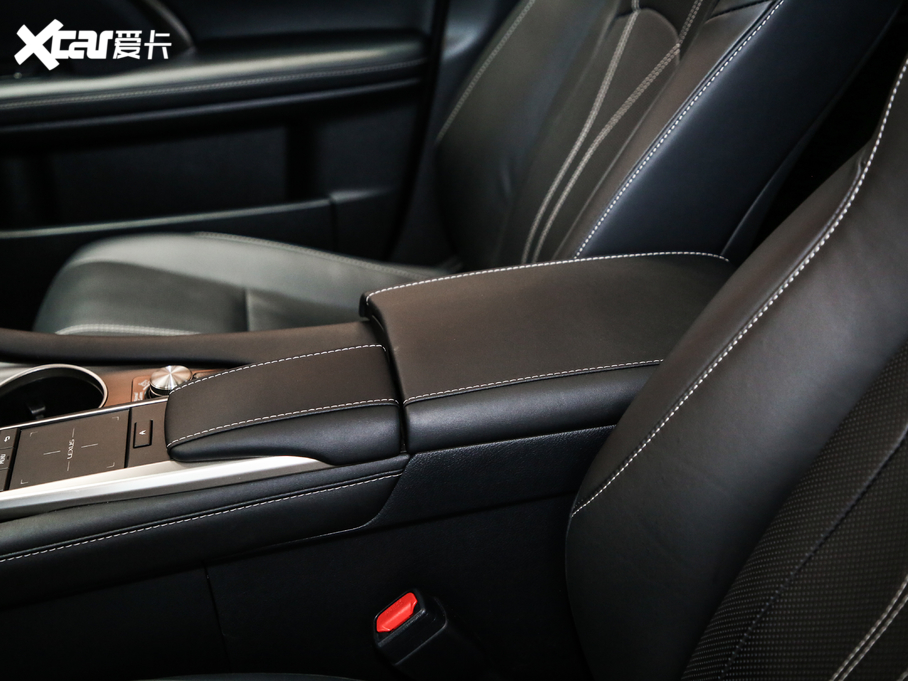 2020׿_˹RX 450hL A 6 V