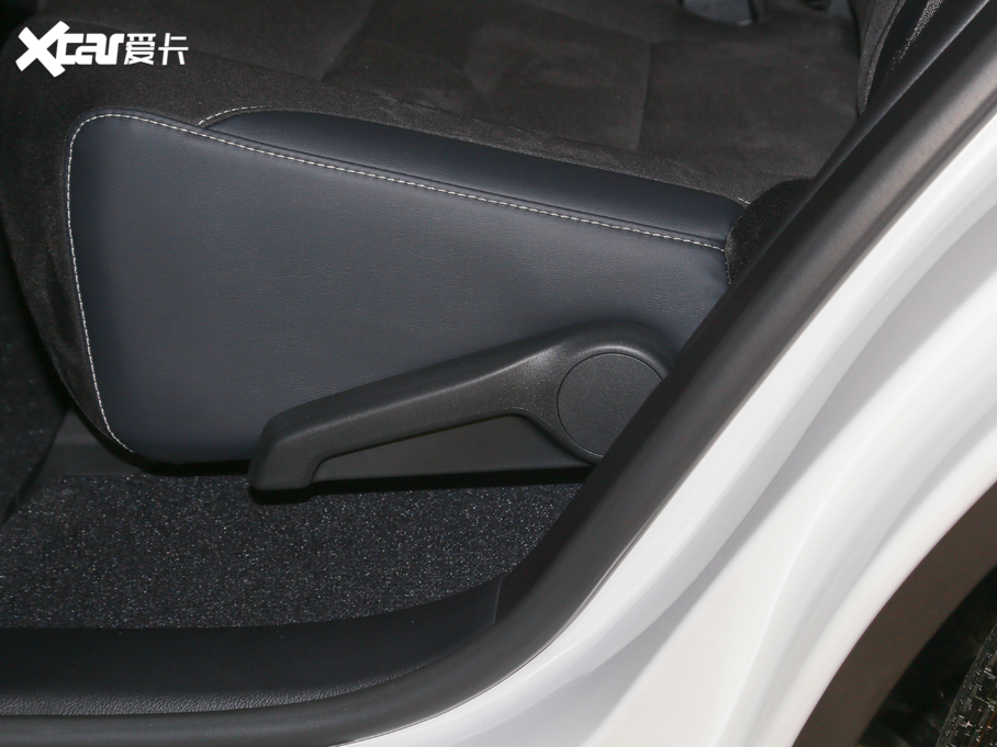 2020׿_˹RX Ŀ 300 (q)Ӣ