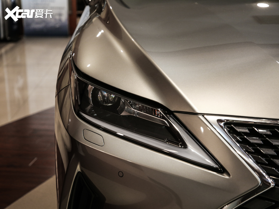 2020׿_˹RX Ŀ 300 򌾫Ӣ