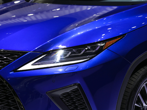 2020300 F SPORT VI ^