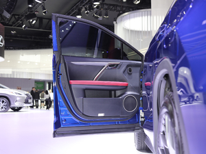 2020300 F SPORT VI {λ܇T