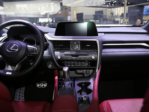 2020300 F SPORT VI п_