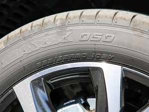 2020300 Ű VI ݆̥ߴ