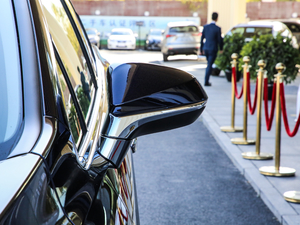 2020450hL Ű 7 VI ҕR