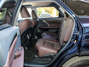 2020450hL Ű 7 VI ſg