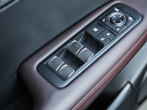 2020450hL Ű 7 VI {܇ƅ^	