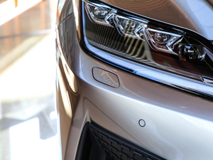 2020450hL A 6 VI (ji)^