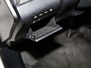 2020450hL F 6 V п؅^