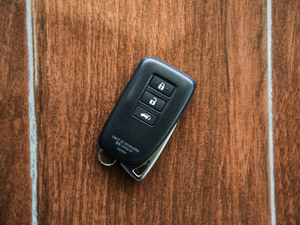 2020450hL F 6 V ܇耳