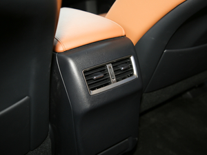 2020450hL A 7 (gu)VI g