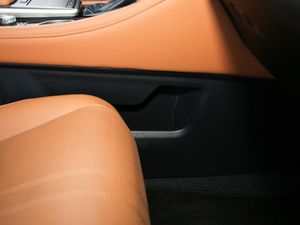 2020450hL A 7 (gu)VI g