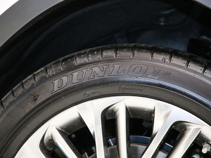 2020450hL A 6 V ݆̥Ʒ