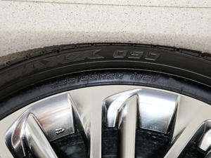 2020450hL A 6 V ݆̥ߴ