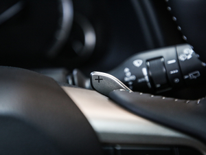 2020450hL A 6 V п؅^