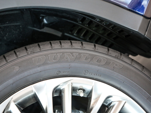 2020450hL A 7 V ݆̥Ʒ