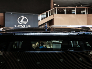 2020450hL A 7 V (ji)^