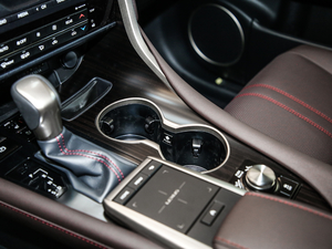 2020450hL A 7 V п؅^