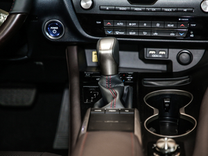 2020450hL A 7 V п؅^(q)