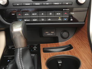 2020Ŀ 450hL A 6 п؅^