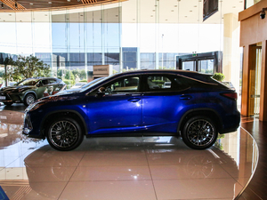 2020Ŀ 300 F SPORT (c)