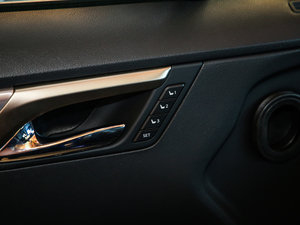 2020Ŀ 300 F SPORT g