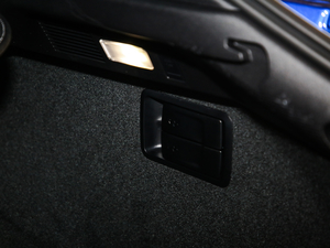 2020Ŀ 300 F SPORT g