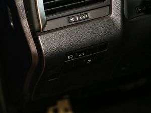 2020Ŀ 300 F SPORT п؅^