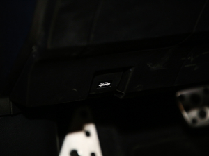 2020Ŀ 300 F SPORT п؅^