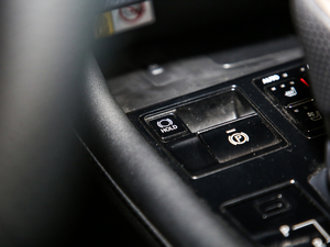 2020Ŀ 300 F SPORT п؅^