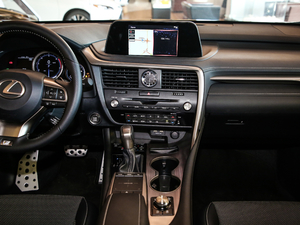 2020Ŀ 300 F SPORT п_