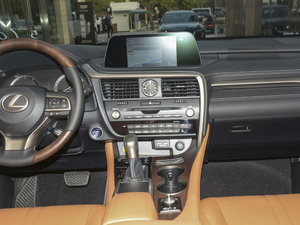 2020Ŀ 450hL A 7 п؅^